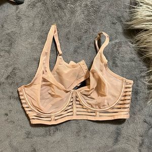 VICTORIA SECRET MESH BRA